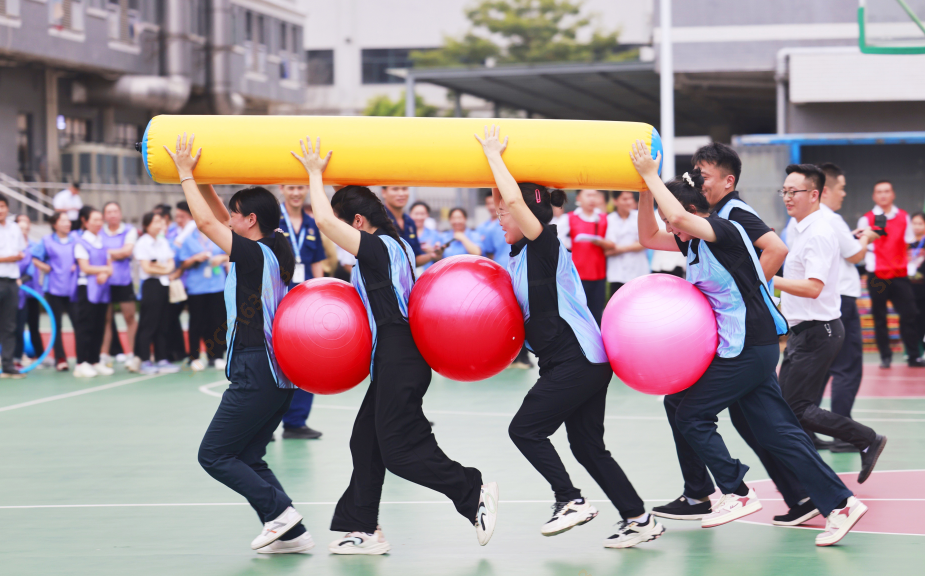 星空体育第二届趣味运动会圆满结束